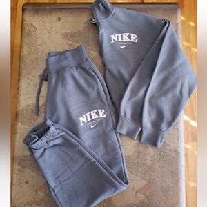 NIKE Phoenix 2 piece NWOT